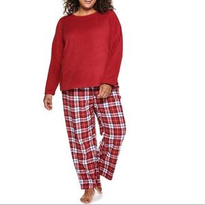 Croft and Barrow 2X red Plaid micro fleece pajamas EUC